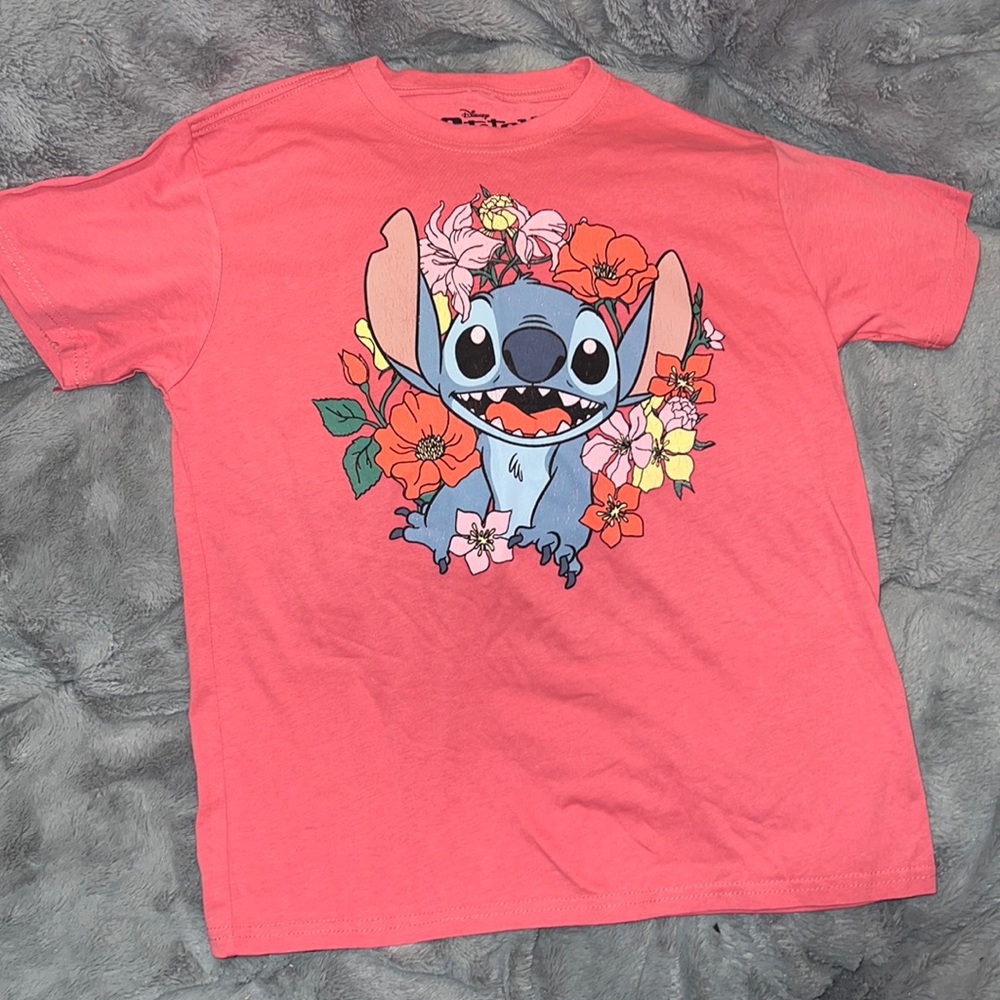 Lilo and stitch floral print coral short sleeve tee size M